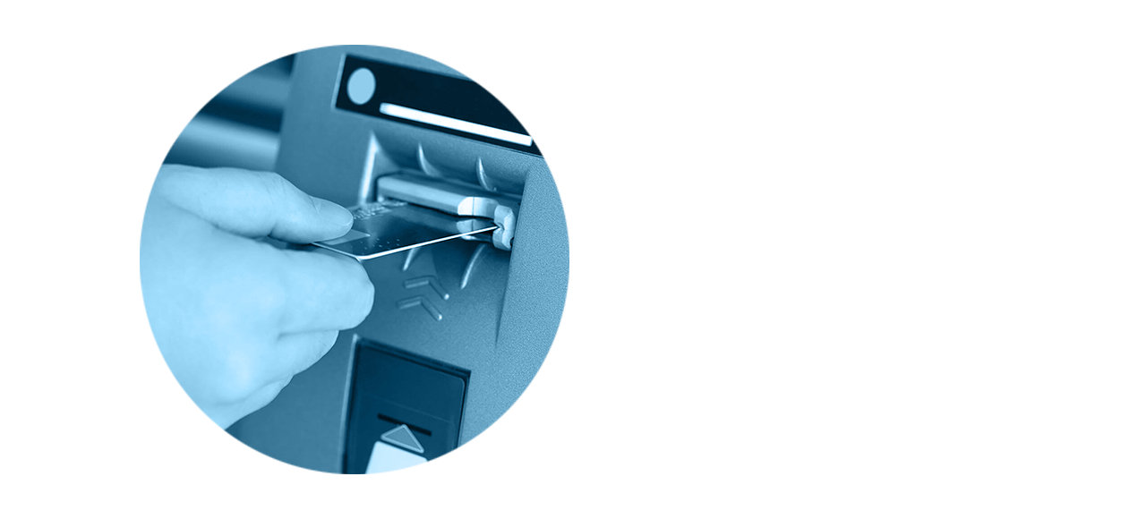 Terminales de autoservicio para recarga de tarjetas de transporte público y validadores de tarjetas sin contacto en estaciones de trenes